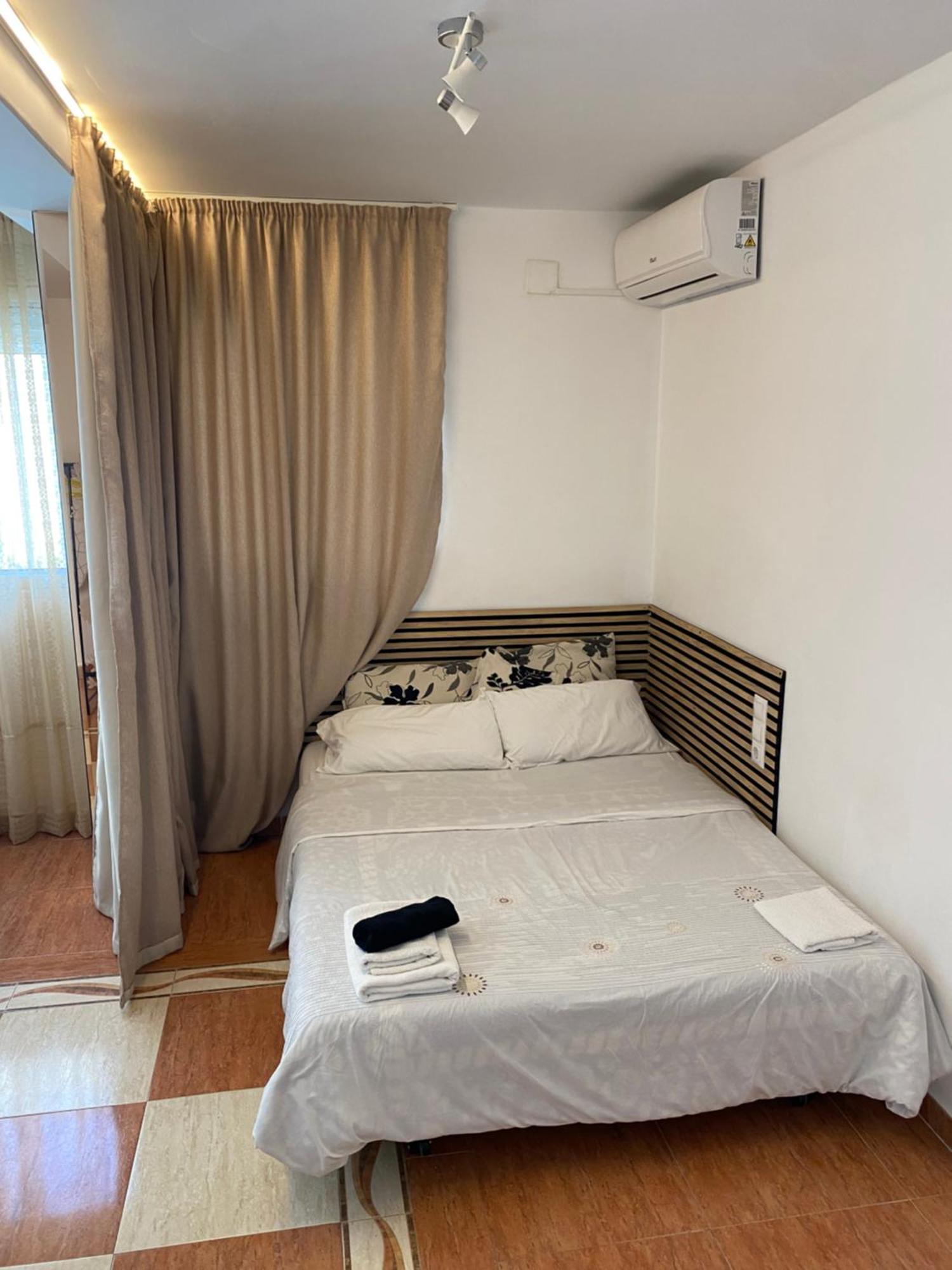 Habitaciones Con Bano Y Cocina Privada Валенсия Экстерьер фото