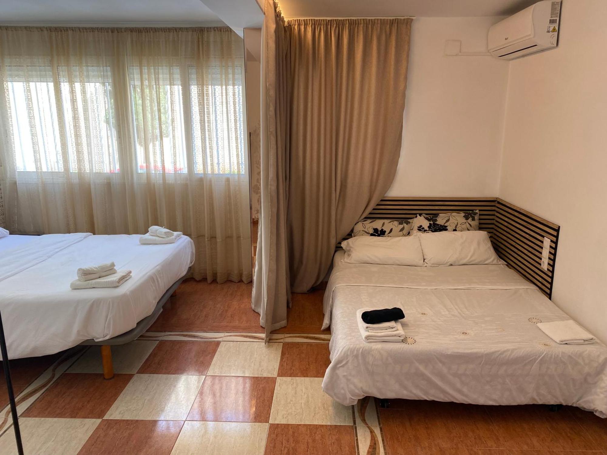 Habitaciones Con Bano Y Cocina Privada Валенсия Экстерьер фото